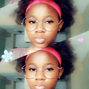 Meet your Posher, Nadine